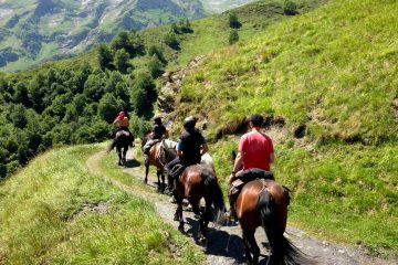Hore trekking holiday in French Pyrenees