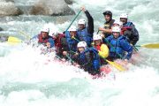 River swell rafting on the river