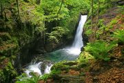 Passing waterfalls on the French side