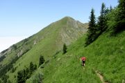 Mountain running towards Pic de Cagire