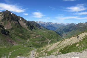 Col cycling tips Tourmalet Pyrenees