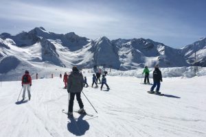 Resort skiing at Peyragudes Pyrenees