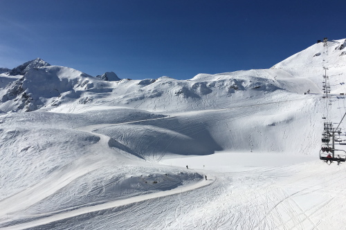 Slopes of the Peyragudes ski resort in the French Pyrenees Skiing in the Pyrenees