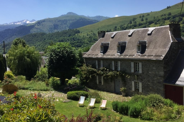 Accommodation for your family adventure holiday in the French Pyrenees