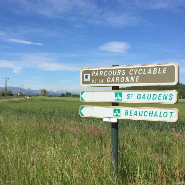 Cycling for all on the greenways of the Pyrenees foothills Cycling for all on the greenways of the Pyrenees foothills
