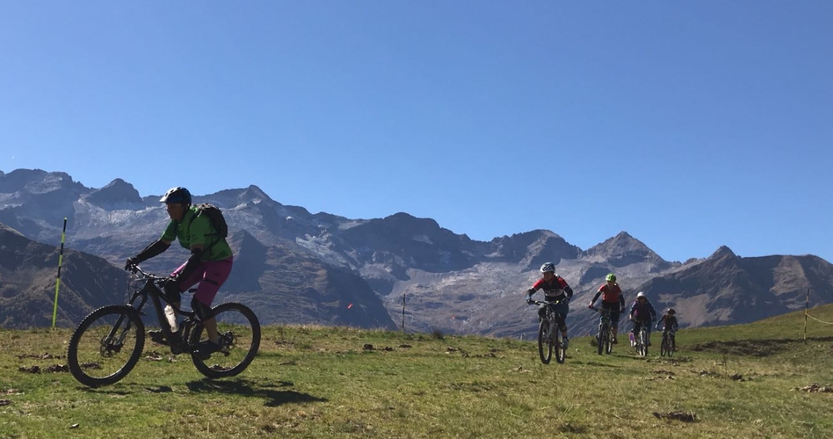 mountain biking holidays