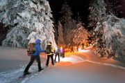 night tine snowshoeing in the Pyrenees