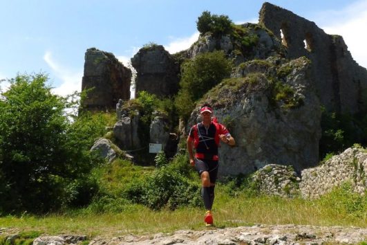 Your Pyrenees trail running holiday guide